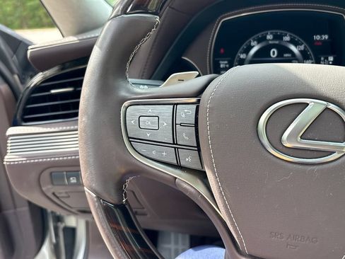 Used 2018 Lexus LS 500 w/ Interior Upgrade Package RWD image 11