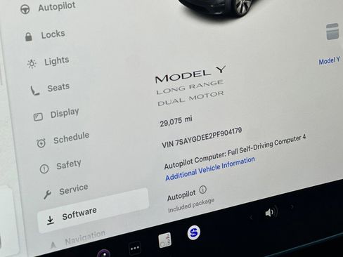 Used 2023 Tesla Model Y Long Range image 26