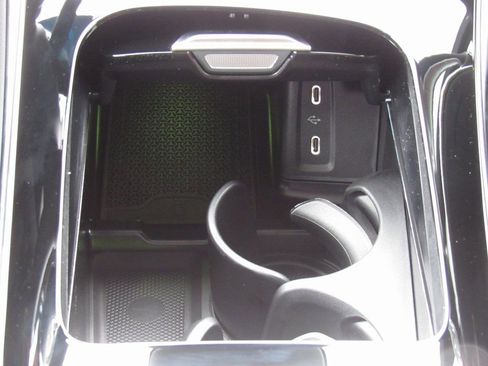 New 2026 Mercedes-Benz GLC 300 4MATIC image 31