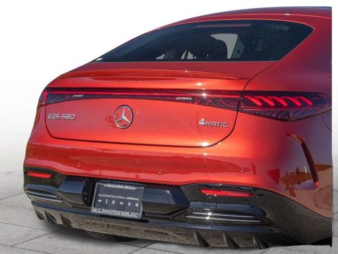 Used 2023 Mercedes-Benz EQS 580 580 image 12