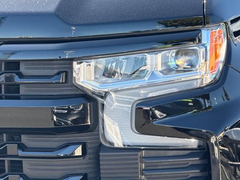 Used 2023 Chevrolet Silverado 1500 LT Trail Boss w/ LPO, Dark Essentials Package AWD/4WD image 48