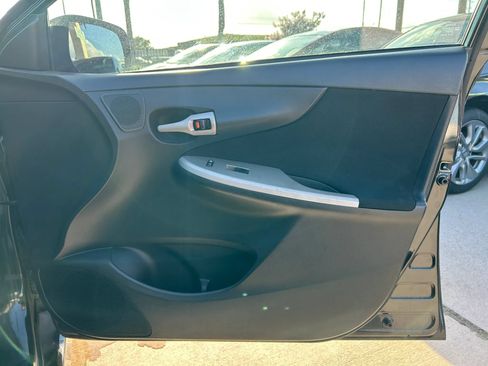 Used 2009 Toyota Corolla XRS FWD image 13