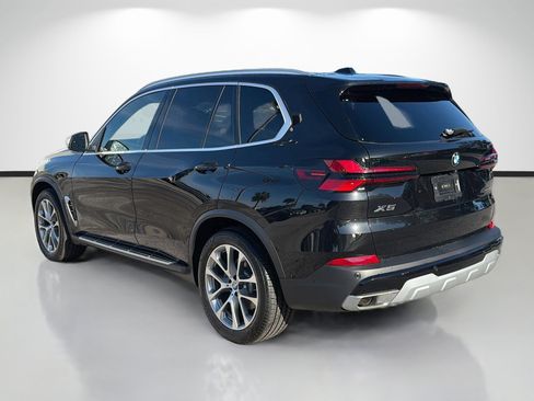 Used 2025 BMW X5 xDrive40i AWD/4WD image 5