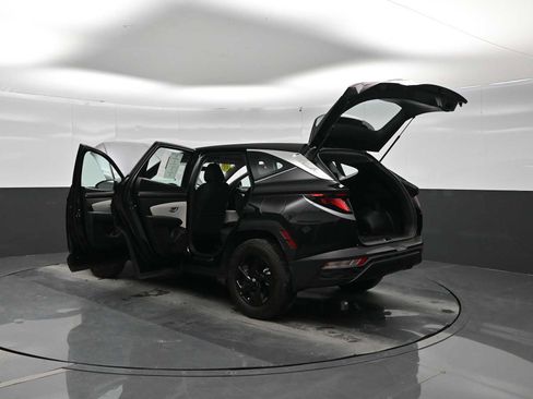 Used 2023 Hyundai Tucson SE AWD/4WD image 39