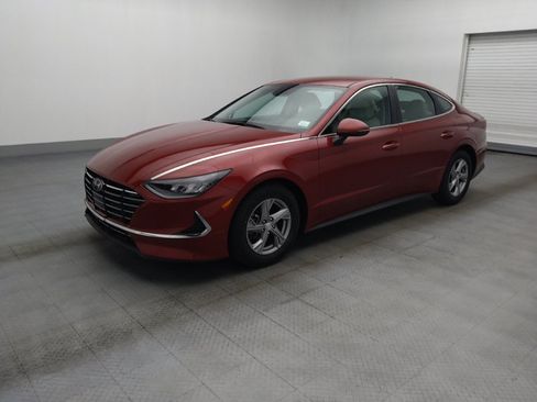 Used 2023 Hyundai Sonata SE FWD image 2