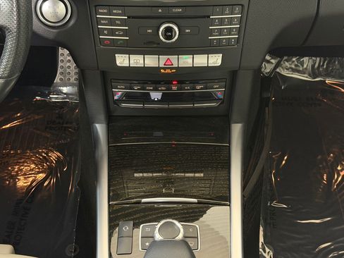 Used 2016 Mercedes-Benz E 350 Sedan image 16