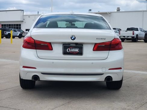 Used 2020 BMW 530i w/ Convenience Package RWD image 6