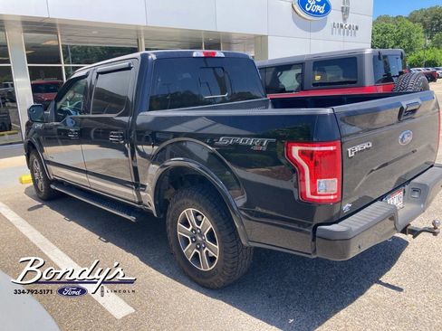 Used 2017 Ford F150 4x4 SuperCrew image 3