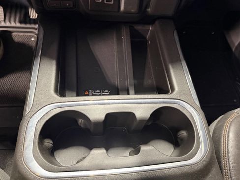 Used 2022 GMC Sierra 2500 AT4 w/ AT4 Premium Plus Package image 40