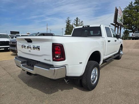 New 2026 RAM 3500 Tradesman AWD/4WD image 4