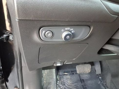 Used 2024 Buick Encore GX Preferred AWD/4WD image 27