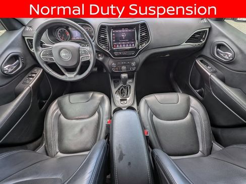 Used 2019 Jeep Cherokee Limited FWD image 28