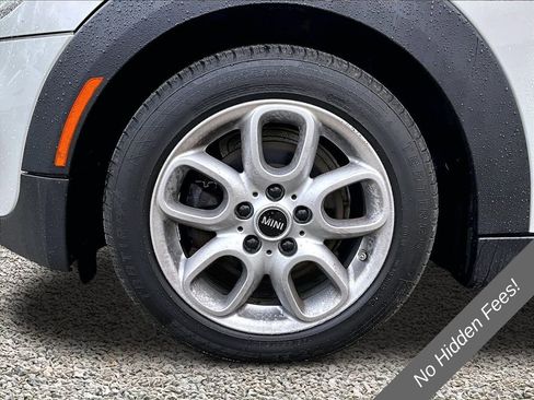 Used 2016 MINI Cooper 4-Door Hardtop w/ Premium Package FWD image 8