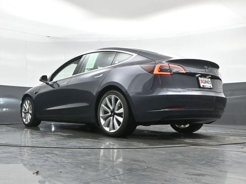 Used 2019 Tesla Model 3 Long Range image 45