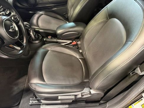 Used 2018 MINI Cooper 2-Door Hardtop FWD image 22