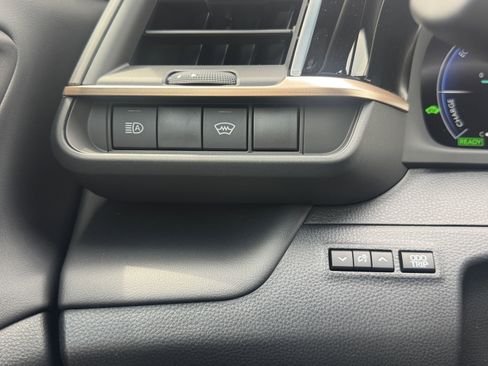 New 2026 Toyota Crown AWD/4WD image 32