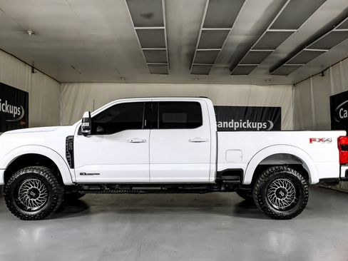 Used 2024 Ford F250 Lariat w/ Sport Appearance Package AWD/4WD image 12