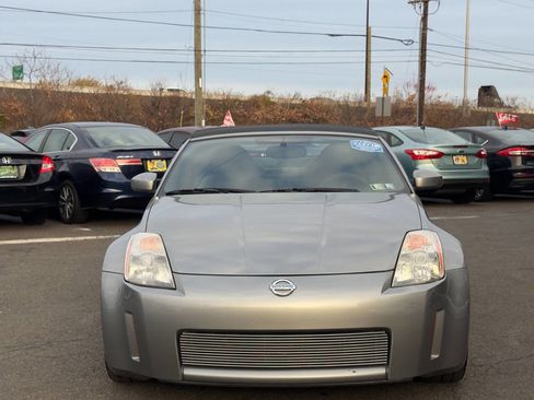 Used 2005 Nissan 350Z Enthusiast image 9