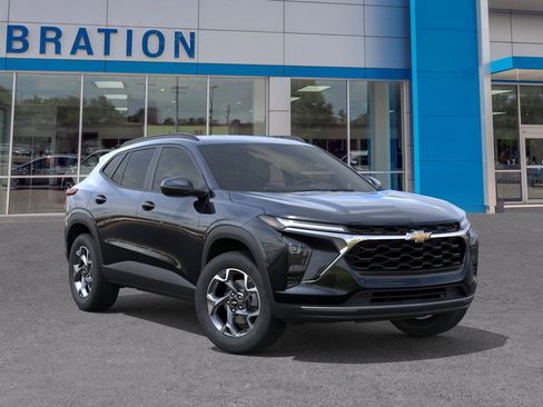 New 2026 Chevrolet Trax LT image 7