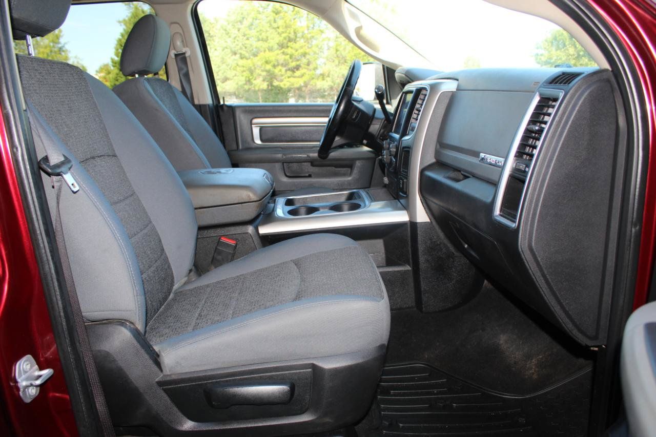 Used 2018 RAM 3500 Big Horn AWD/4WD image 21