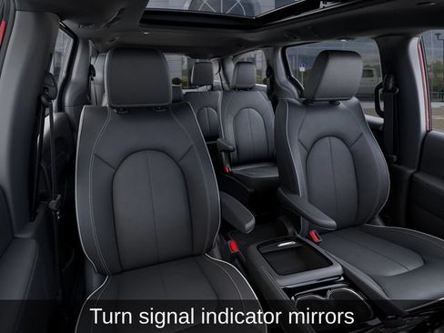 New 2027 Chrysler Pacifica Limited FWD image 19