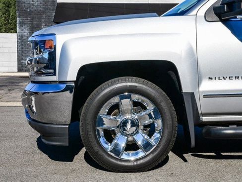 Used 2017 Chevrolet Silverado 1500 LTZ w/ LTZ Plus Package image 15