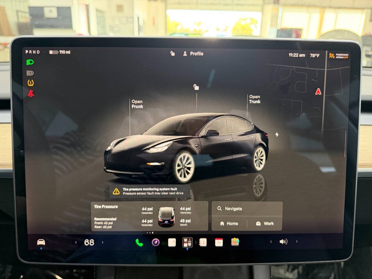 Used 2022 Tesla Model 3 Long Range AWD/4WD image 23