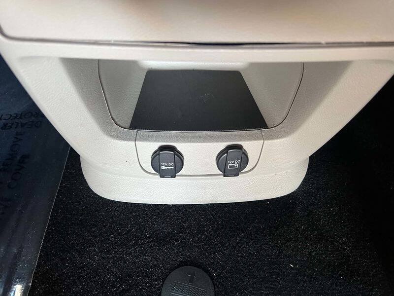Used 2017 Dodge Grand Caravan SE w/ Power Window Group FWD image 25