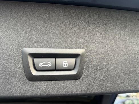 Used 2025 BMW X3 xDrive30i w/ M Sport Package image 18