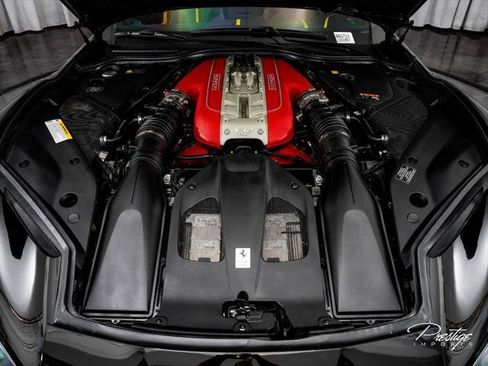 Used 2022 Ferrari 812 GTS RWD image 7