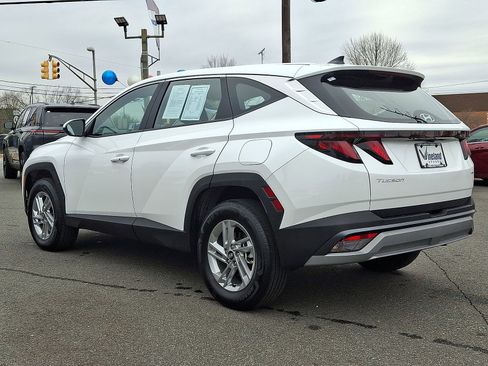 Certified 2025 Hyundai Tucson SE image 28