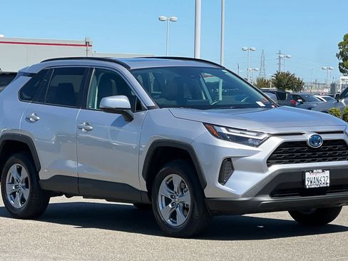 Certified 2024 Toyota RAV4 XLE w/ Convenience Package AWD/4WD image 5