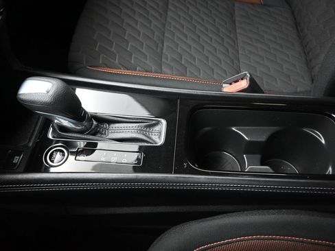 Used 2022 Nissan Kicks SR image 23