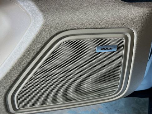 Used 2026 Porsche Macan image 21