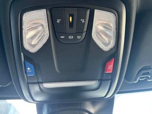 Certified 2026 RAM 2500 Big Horn AWD/4WD image 29