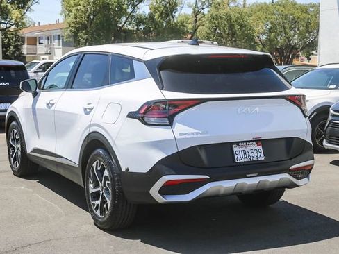 Certified 2025 Kia Sportage EX FWD image 8