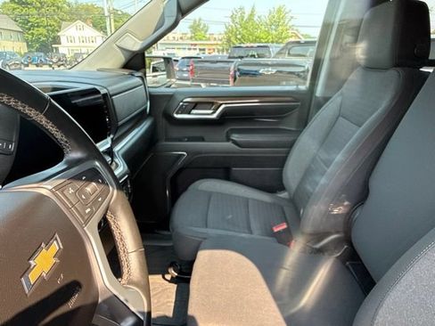 Used 2023 Chevrolet Silverado 1500 LT w/ Protection Package AWD/4WD image 19
