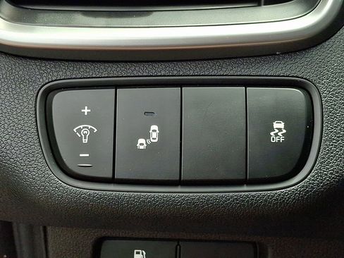 Used 2020 Kia Sorento S FWD image 26