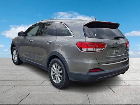 Used 2016 Kia Sorento FWD w/ LX Convenience Package image 5