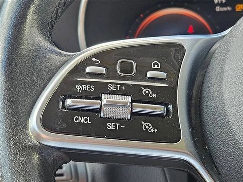 Used 2022 Mercedes-Benz GLC 300 image 14