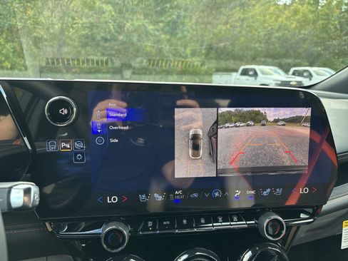 New 2026 Chevrolet Blazer EV SS AWD/4WD image 17
