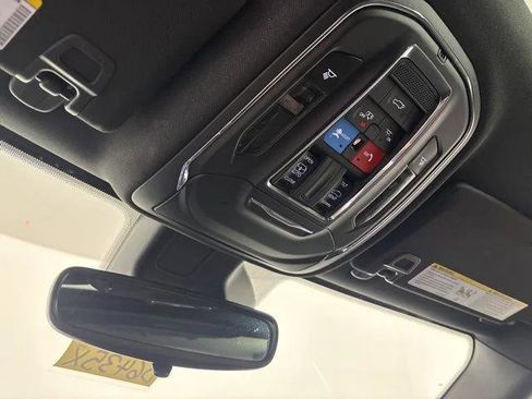 Certified 2023 Jeep Grand Cherokee L Laredo AWD/4WD image 19