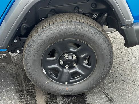 New 2026 Jeep Wrangler Unlimited Sport AWD/4WD image 10