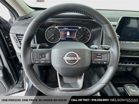 Certified 2026 Nissan Rogue SV FWD image 11