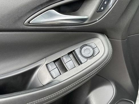 Used 2023 Buick Encore GX Select w/ Safety Package II FWD image 11