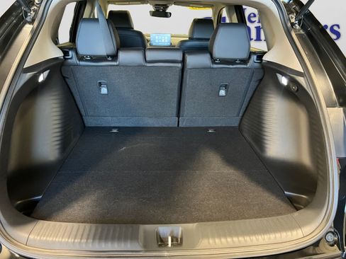 Used 2025 Honda HR-V EX-L image 4