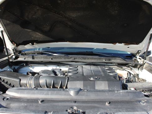 Used 2018 Toyota 4Runner SR5 image 25