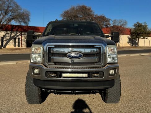 Used 2011 Ford F350 Lariat w/ Lariat Ultimate Pkg image 2