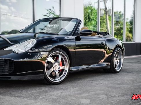 Used 2004 Porsche 911 Carrera 4S AWD/4WD image 47