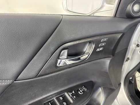 Used 2015 Honda Accord EX-L image 15